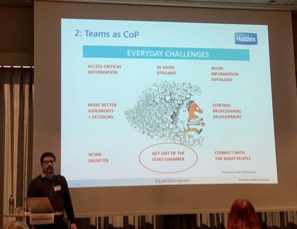 Patrik Bergman in front of a slide about the everyday challenge of teams as a community of practice