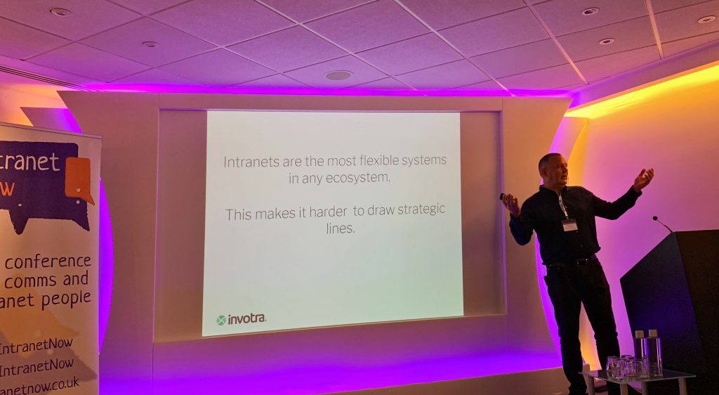 Fintan Galvin presenting at Intranet Now